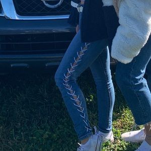 PAC sun lace up detail skinny jeggings